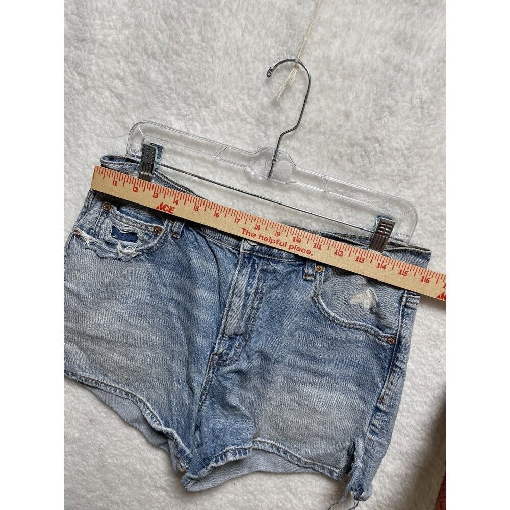 American Eagle 90's Boyfriend Short Denim Light Wash Size 12 Stretch Distressed - Picture 5 of 8